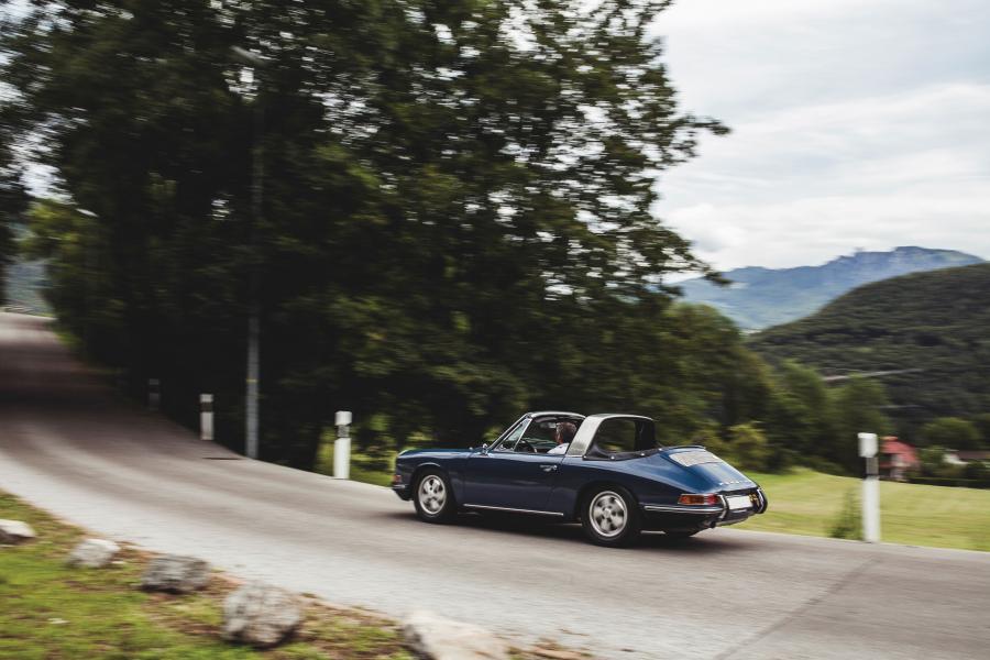  Porsche 911 2.0 Targa (901) 1966 года  (фото 21 из 24)